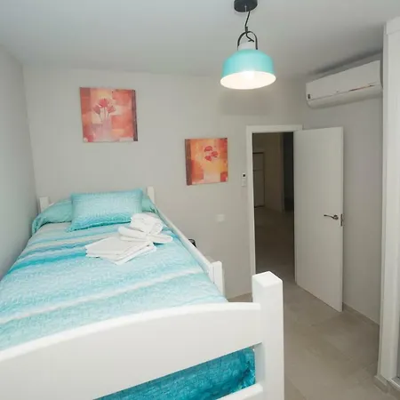 Calle Santa Maria, 6 - Desiree
